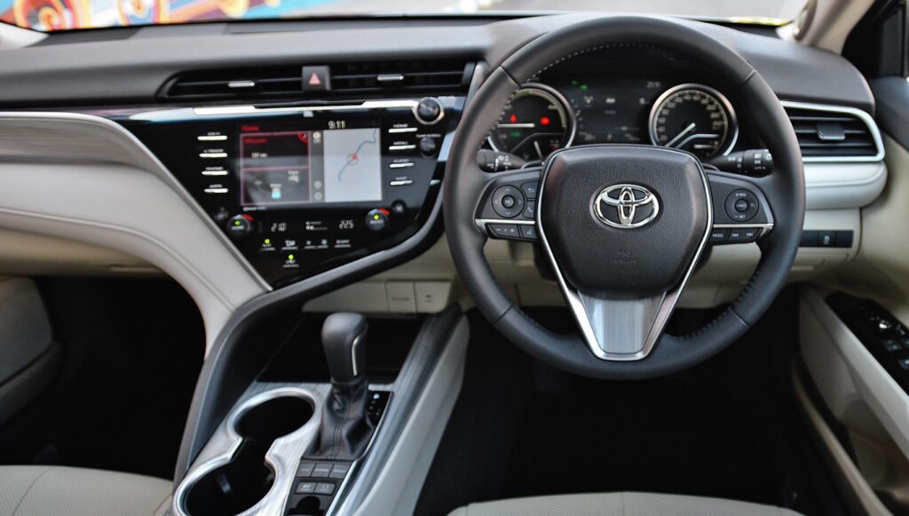 2025 Toyota Camry Hybrid Interior